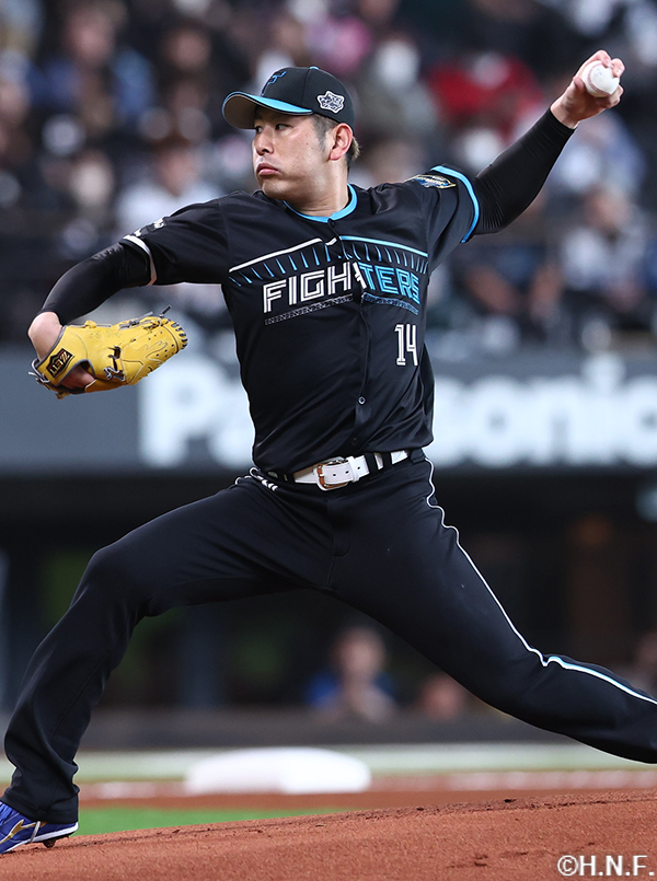 先発の加藤貴投手01