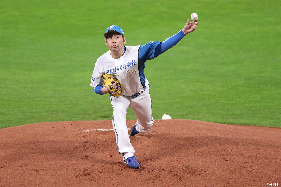 先発の加藤貴投手01