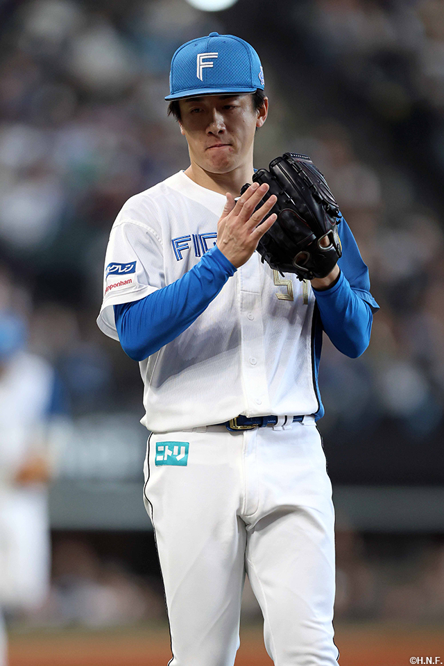 4回表、満塁のピンチを抑えた北山投手