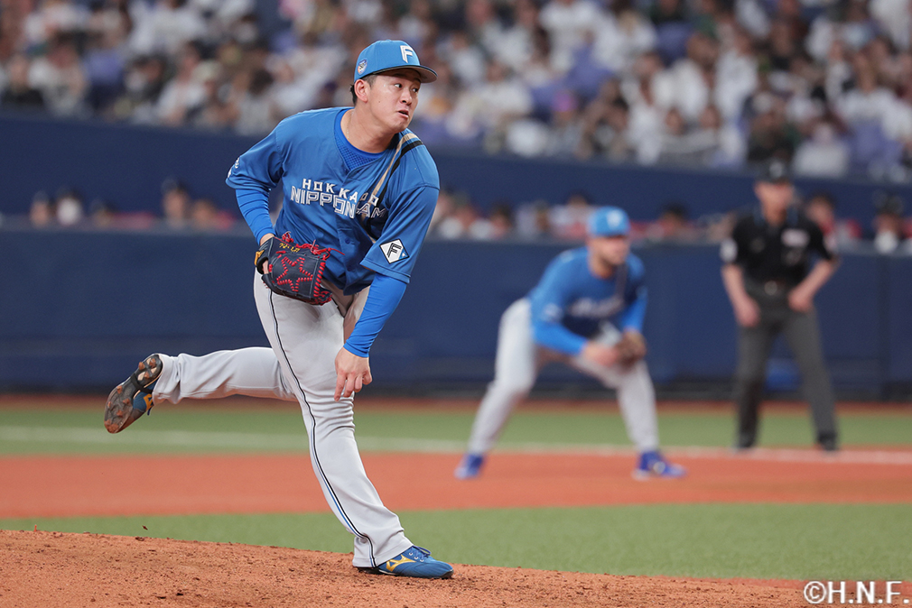 6回、二番手の北浦投手"