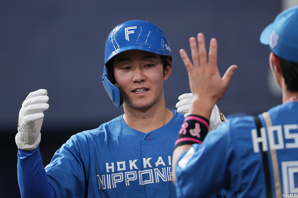 5回表、生還した石井選手