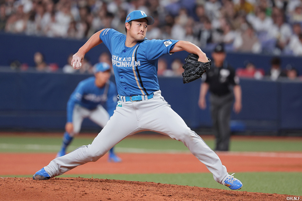 8回、三番手の齋藤友投手