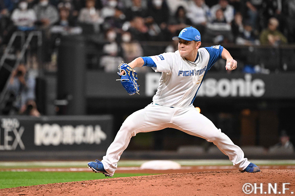 8回、五番手の河野投手