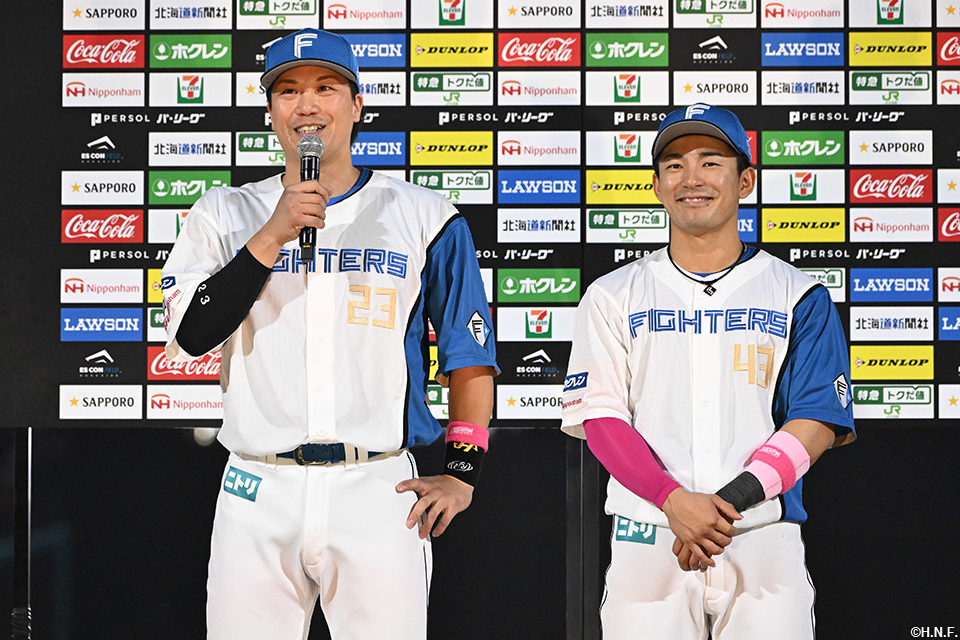 ヒーローの水野選手と伏見選手04