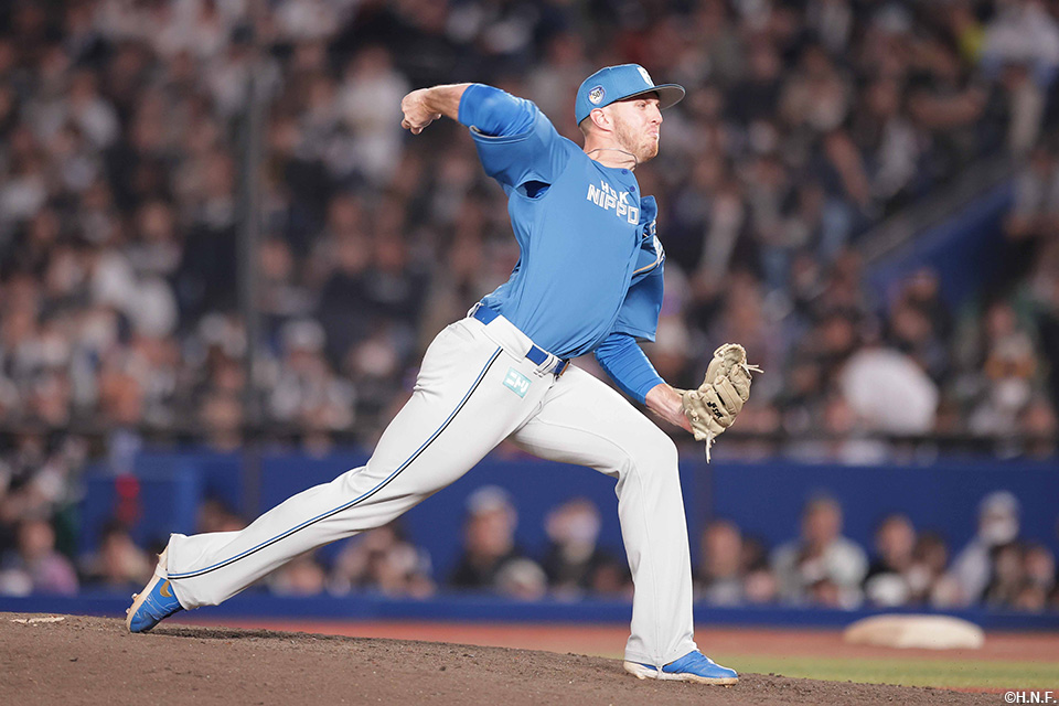 10回、六番手のマーフィー投手