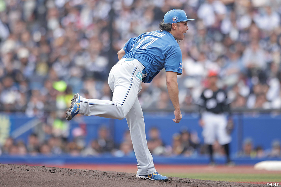 先発の伊藤投手02