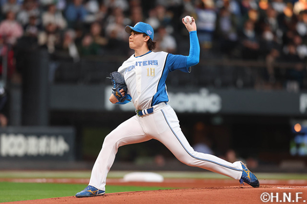 先発の山﨑福投手01