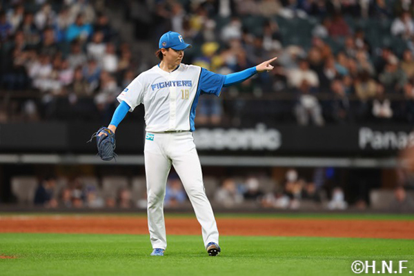 先発の山﨑福投手02