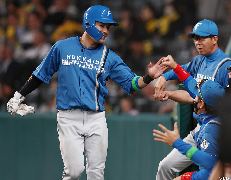 7回表、生還した水野選手