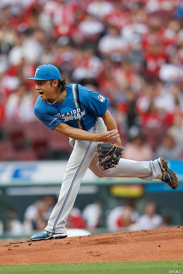 先発の伊藤投手01