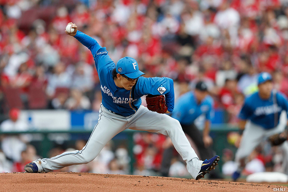 先発の鈴木投手