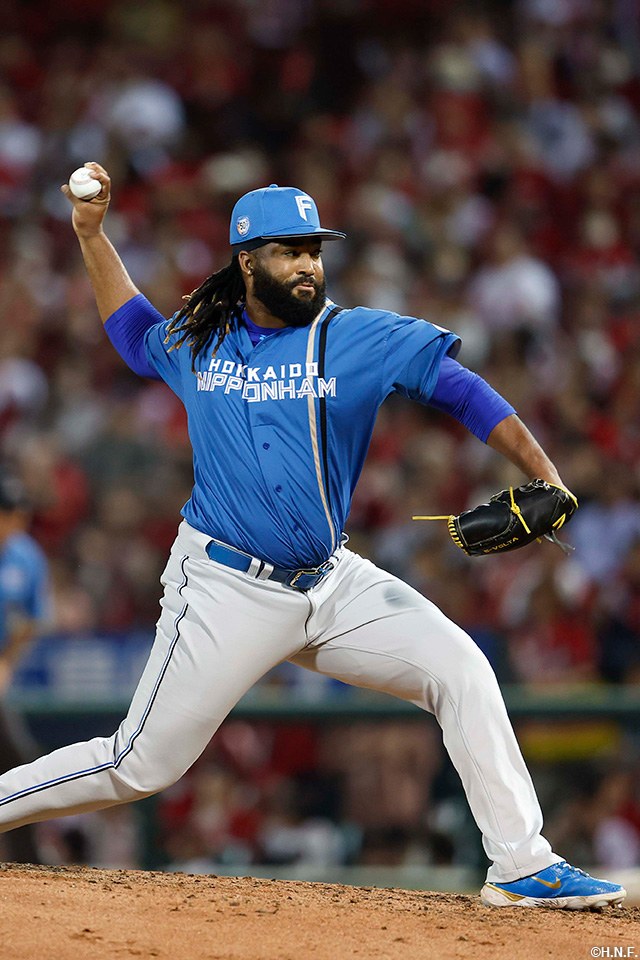 8回、四番手のザバラ投手