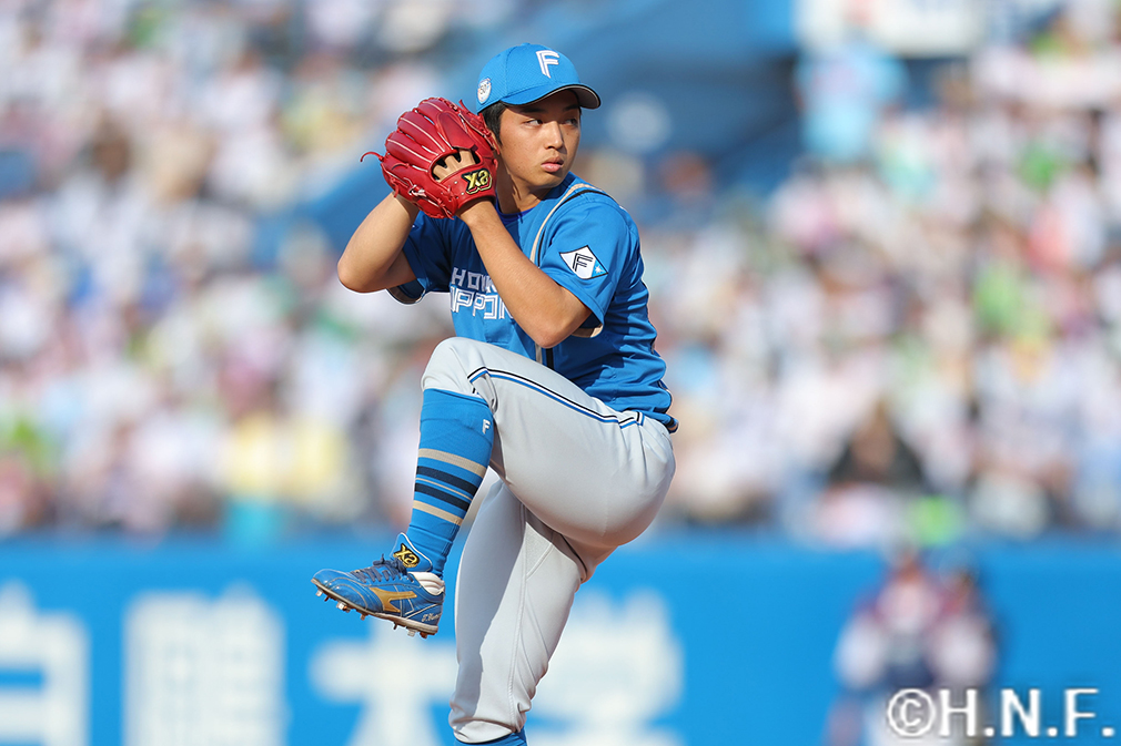 8回、三番手の山本拓投手"