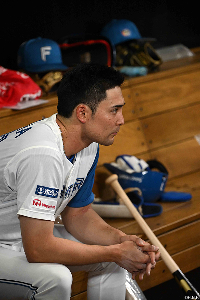 7回裏、戦況を見守る上原投手01