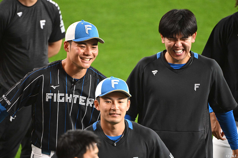 試合前の清宮選手、清水選手、水野選手