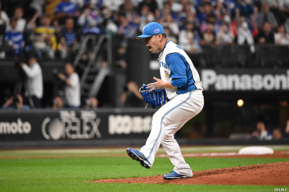 7回表、ピンチを抑えた河野投手02