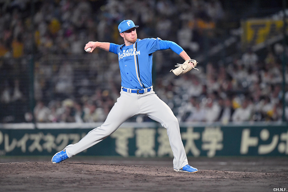 8回、六番手のマーフィー投手