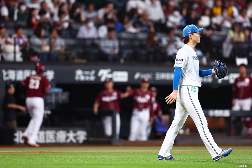 2回表、犠牲フライを許した山﨑福投手