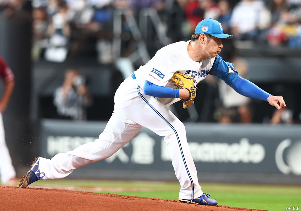 先発の加藤貴投手01