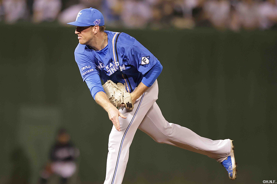 10回、五番手のマーフィー投手