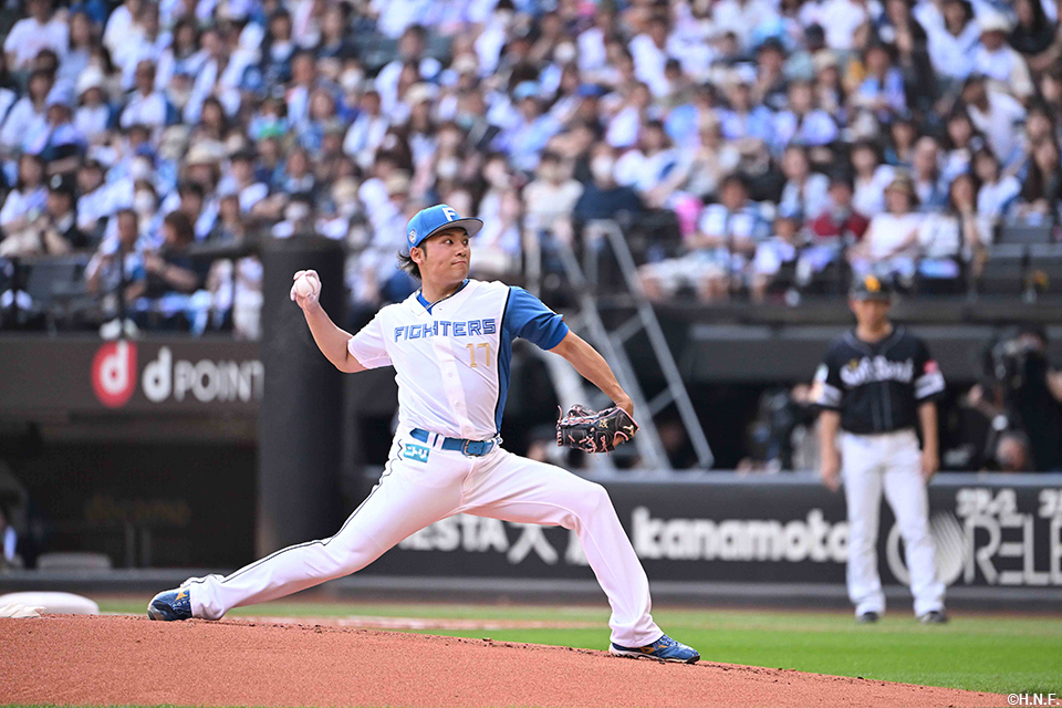 先発の伊藤投手01