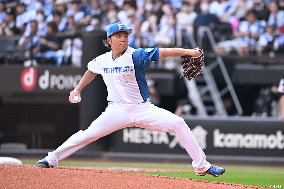 先発の伊藤投手02