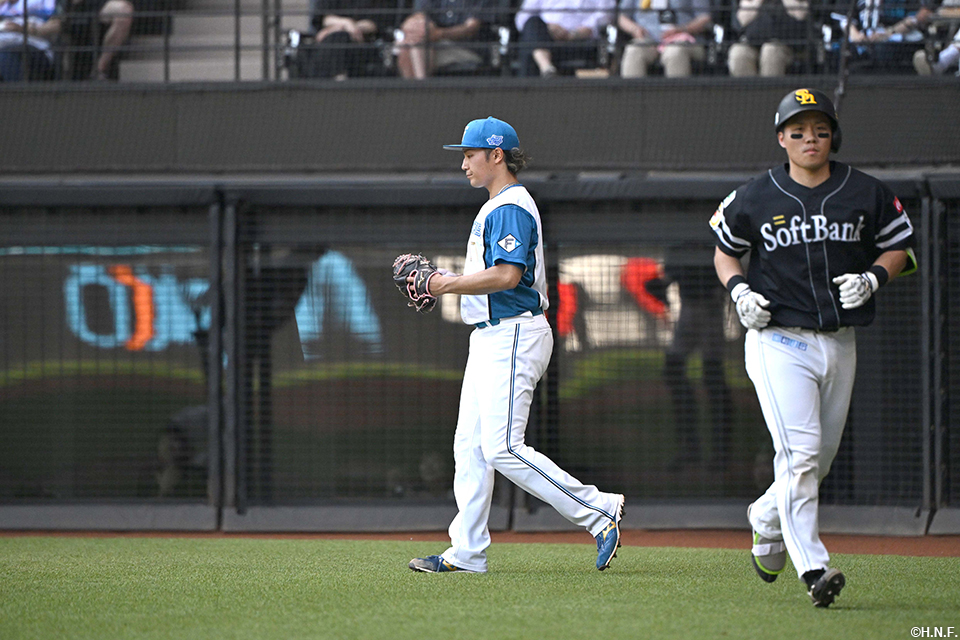 先発の伊藤投手03