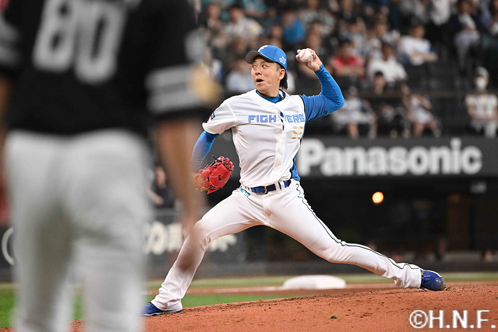 6回、二番手の宮西投手