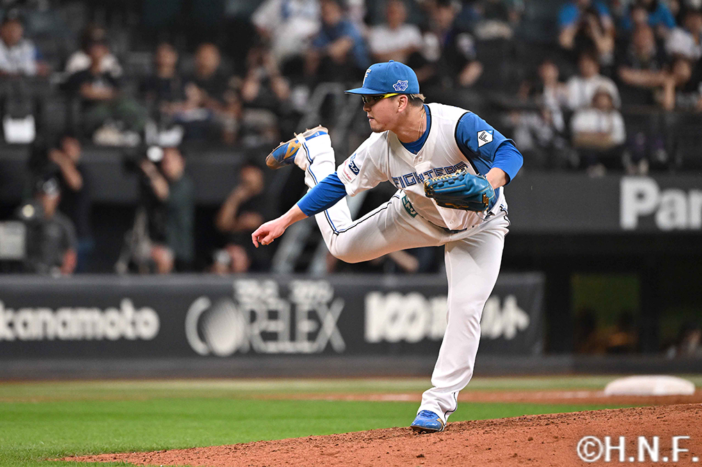 9回、六番手の生田目投手