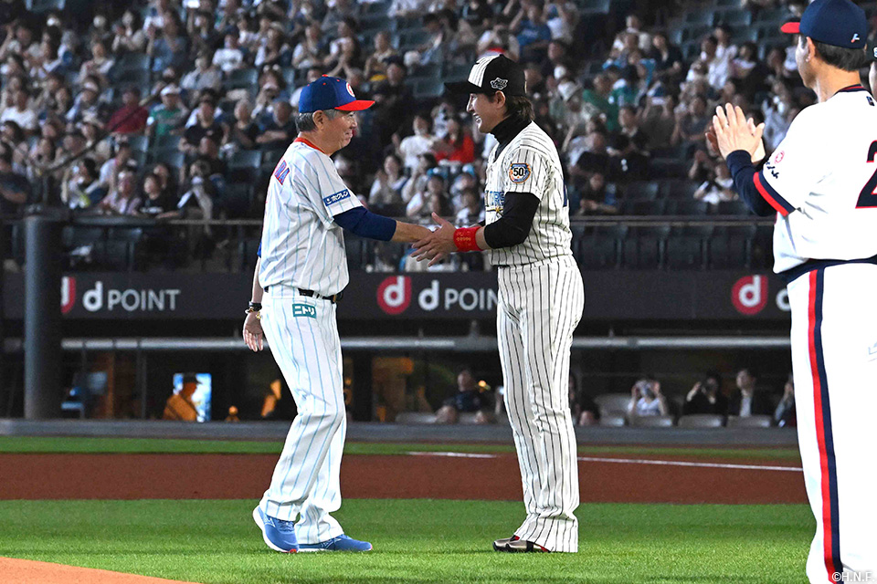 柏原純一氏と新庄監督