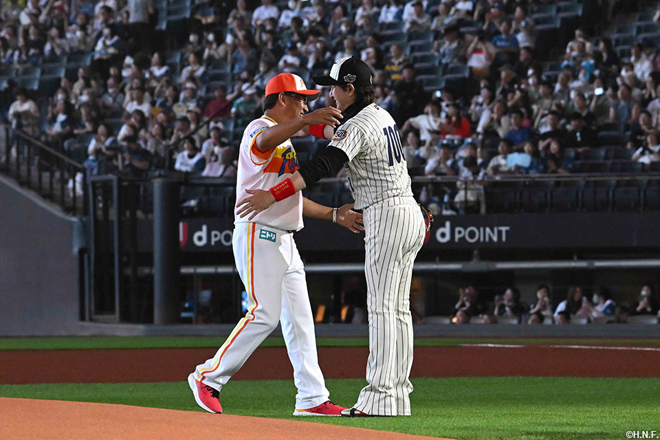 西崎幸広氏と新庄監督01