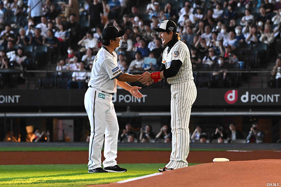 小笠原道大氏と新庄監督01