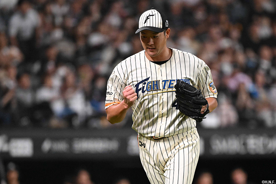 7回、四番手の齋藤友投手02