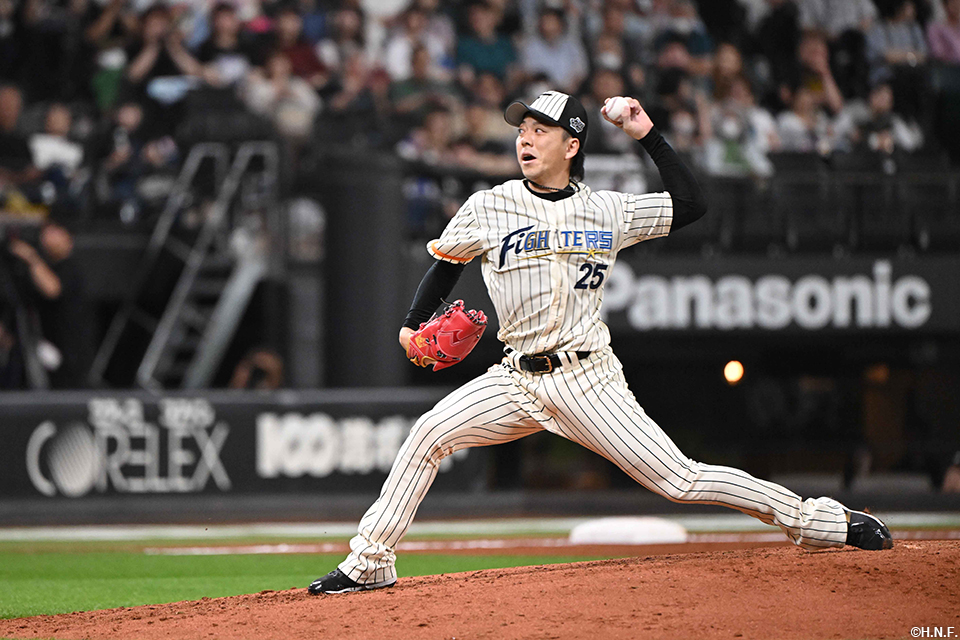 7回、三番手の宮西投手