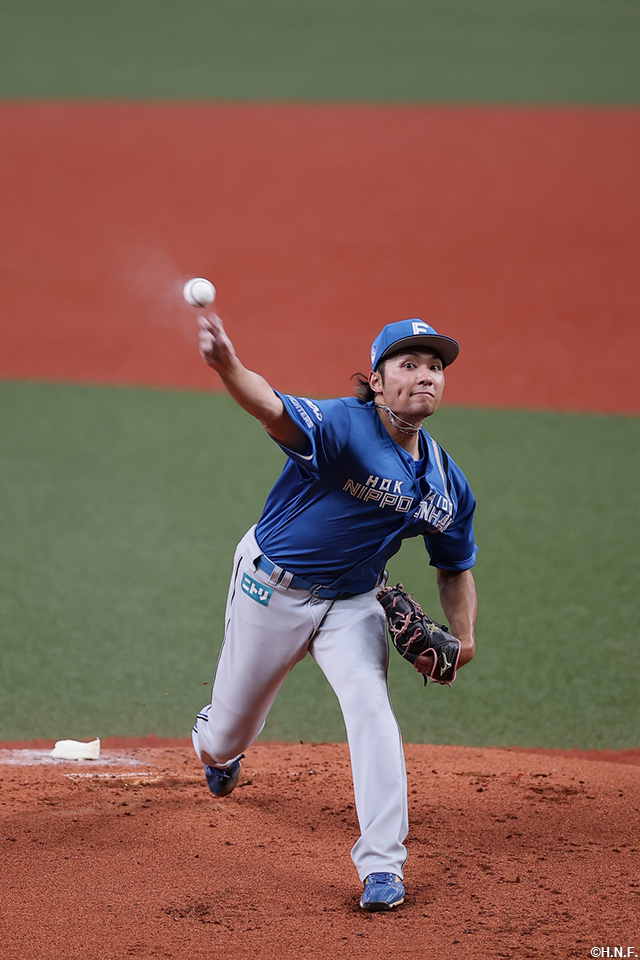 先発の伊藤選手