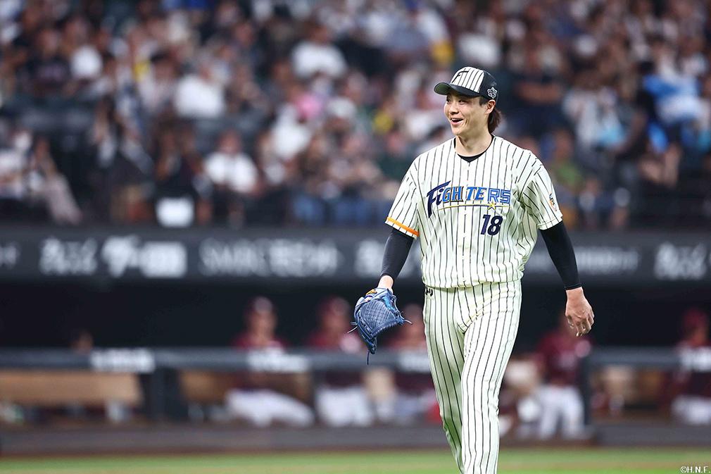 1回表を抑えた山﨑福投手