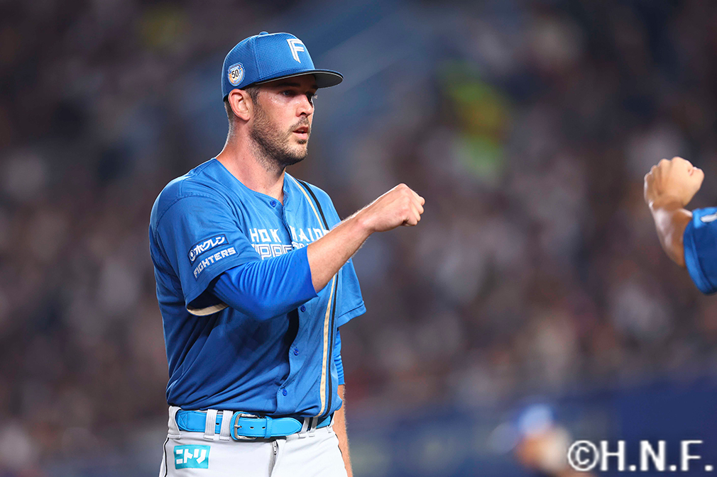 5回裏を抑えたバーヘイゲン投手"