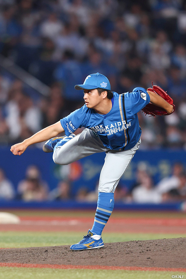 6回、三番手の山本拓投手