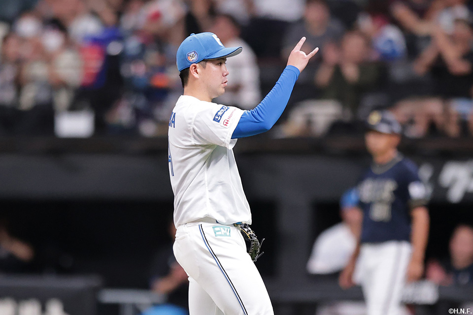 5回表、三振を奪った金村投手