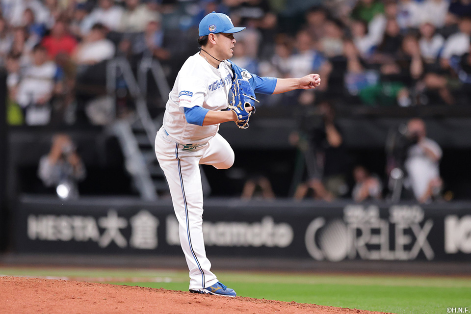 8回、三番手の河野投手