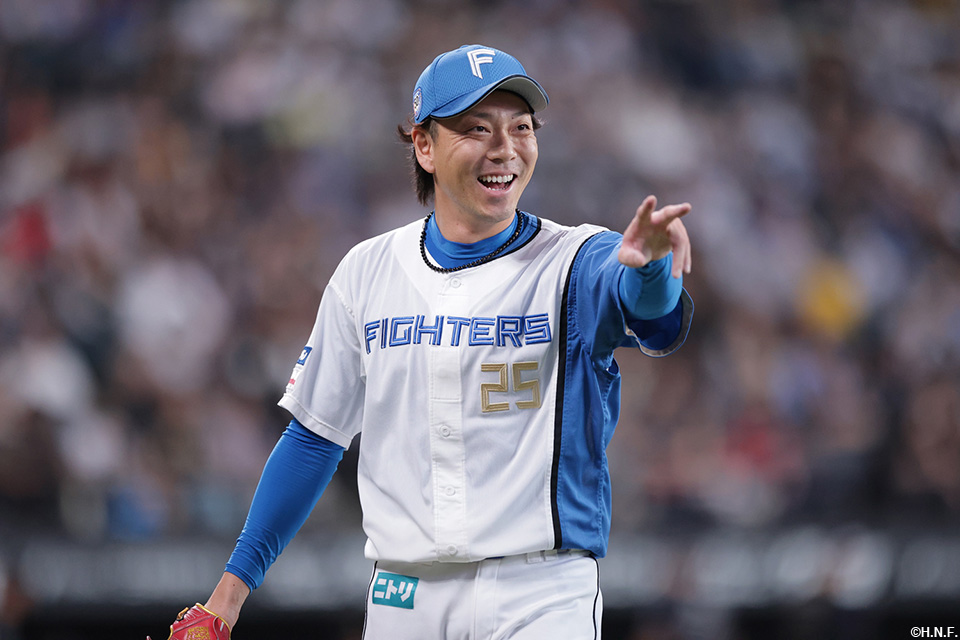 6回表を抑えた宮西投手