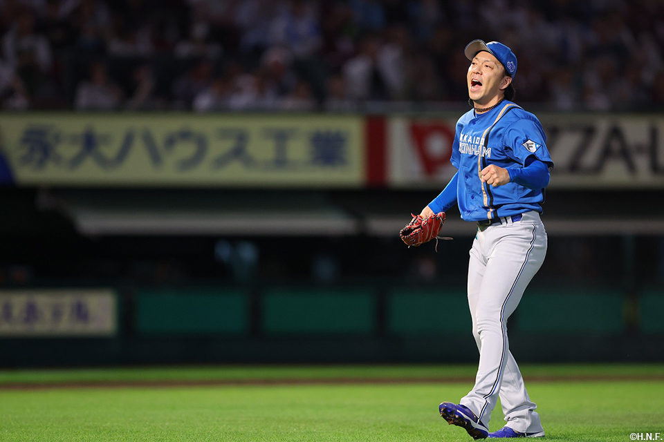 8回、三番手の宮西投手02