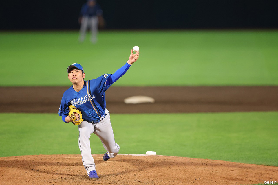 先発の加藤貴投手02