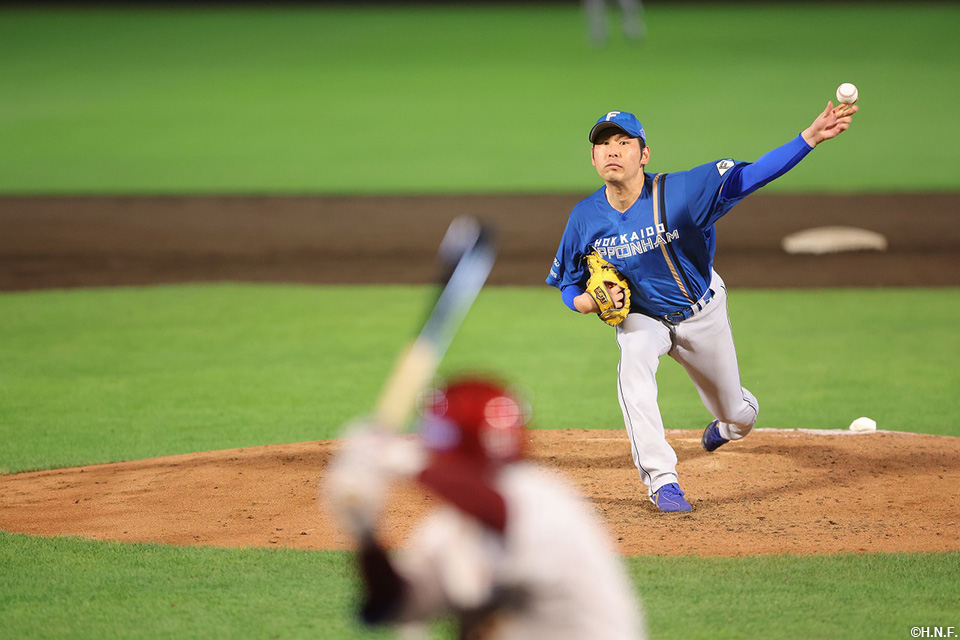 先発の加藤貴投手03