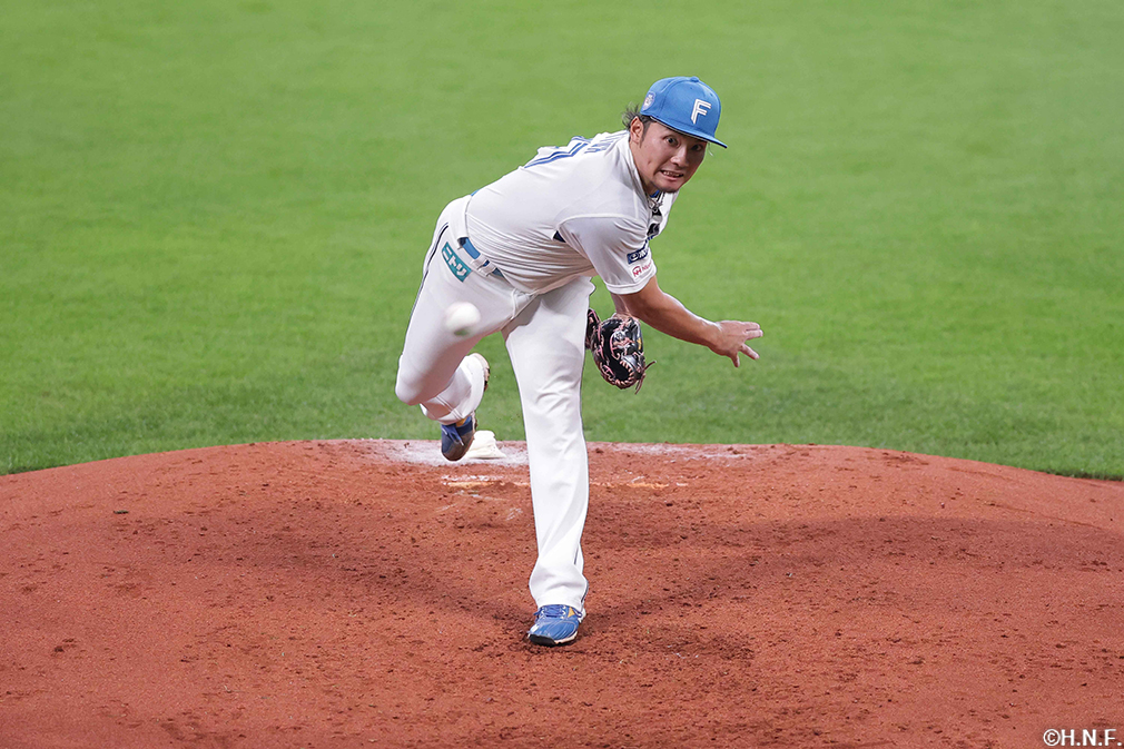 先発の伊藤投手04