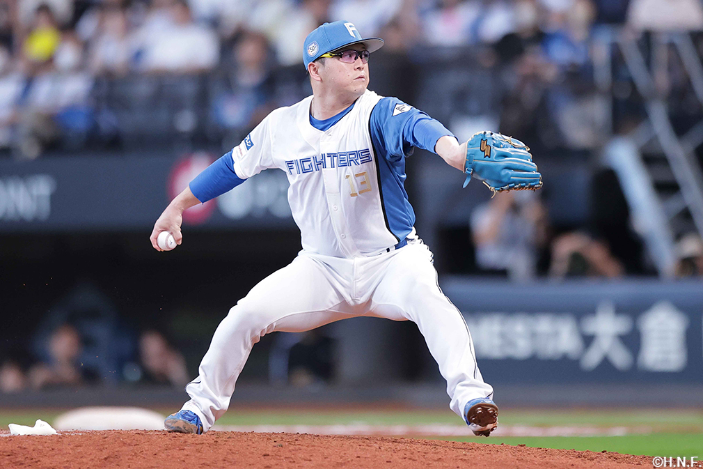 8回、四番手の生田目投手