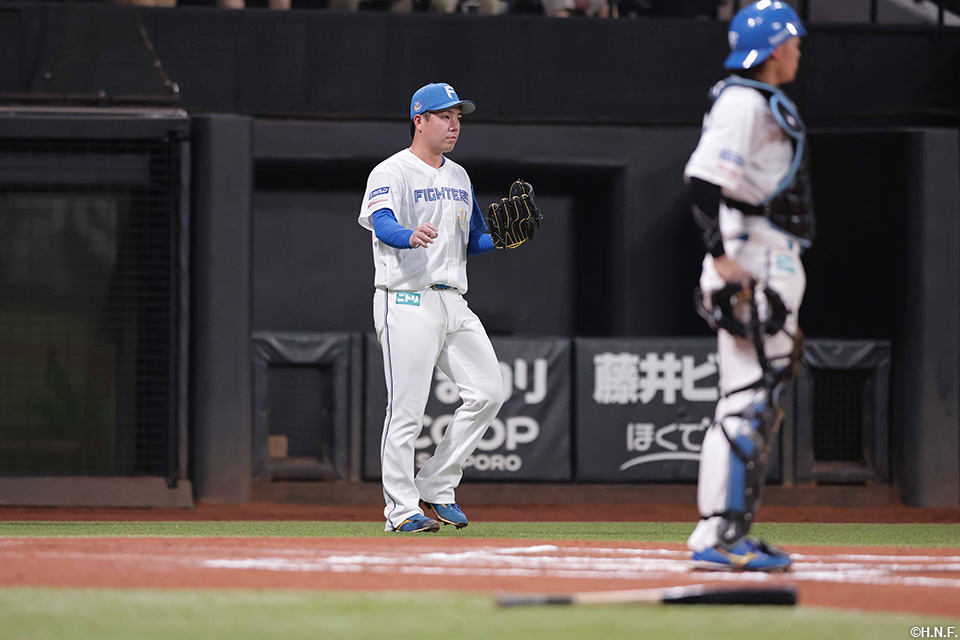 6回表、犠飛で失点を許した金村投手