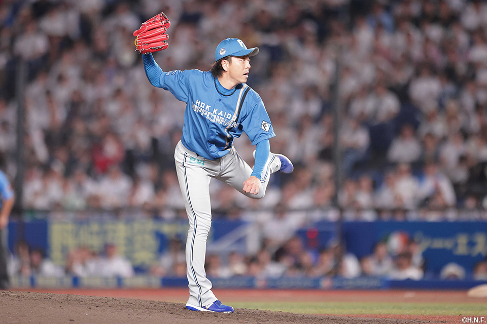 7回、四番手の宮西投手