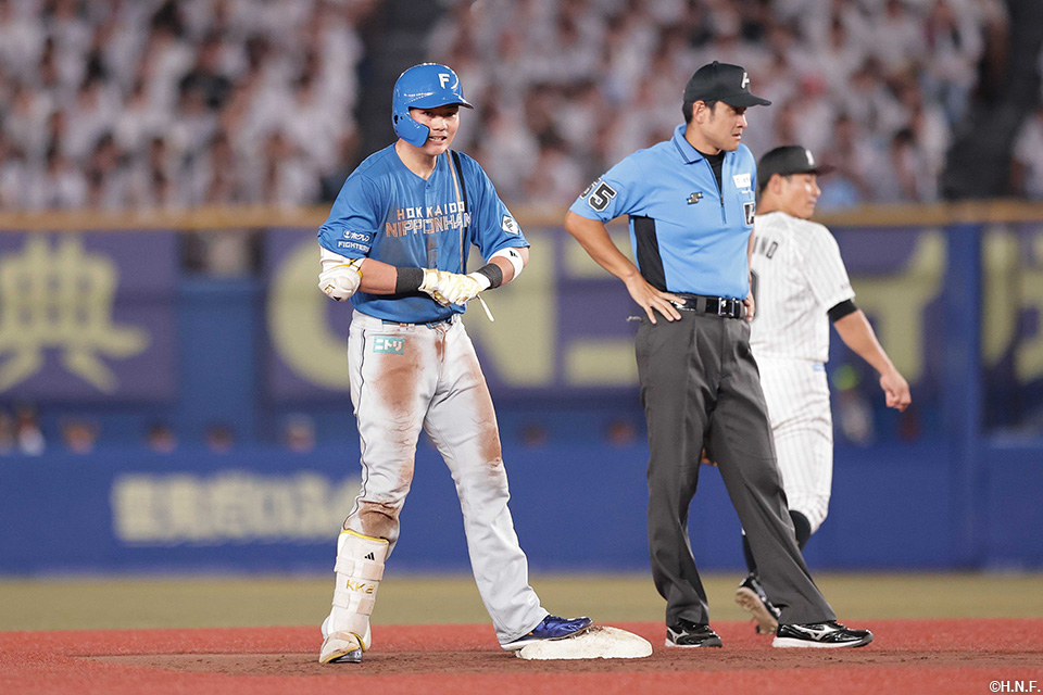 3回表、同点の適時打を放った清宮選手