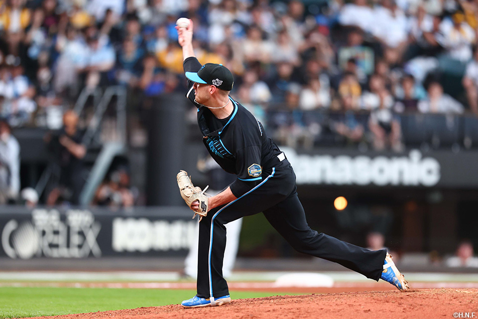 9回、二番手のマーフィー投手